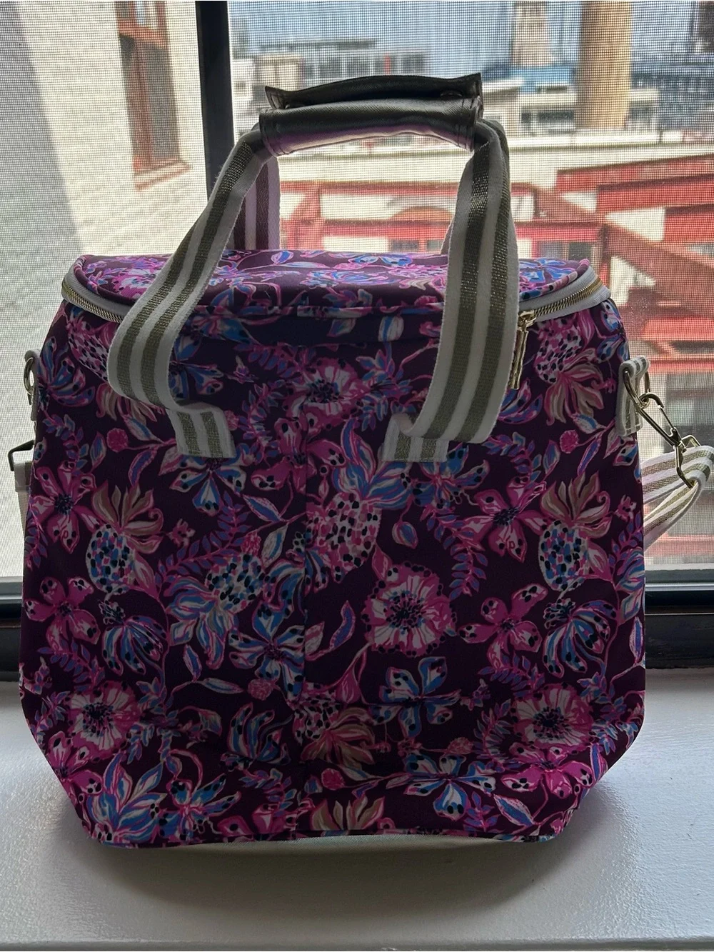 NWOT Lilly Pulitzer Tropical Floral Insulated Wine Tote/Cooler Bag